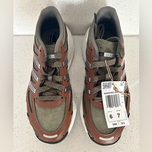 adidas Adizero Aruku Brown and Olive Sneakers size M6 W7